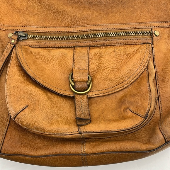 Fossil Sasha Distressed Dark Tan Leather Large Crossbody Saddle Bag Purse - Picture 3 of 16